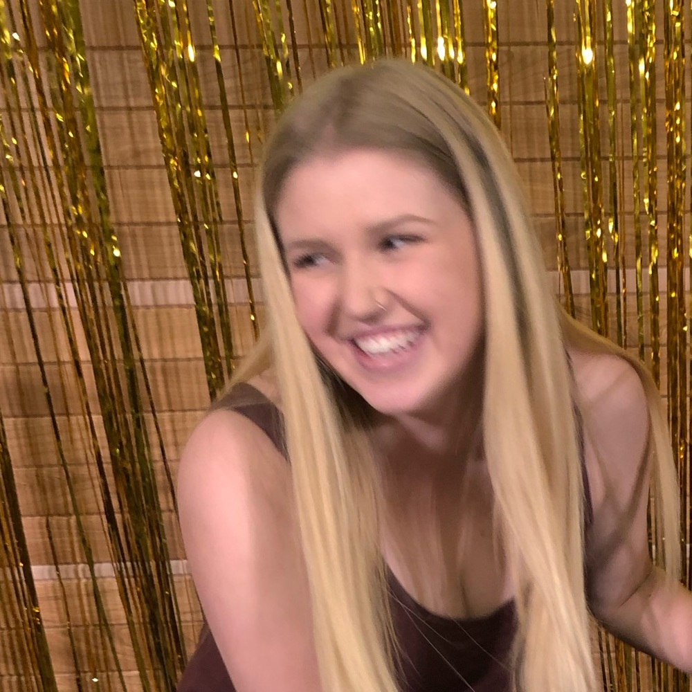 Meet your Posher, Avery